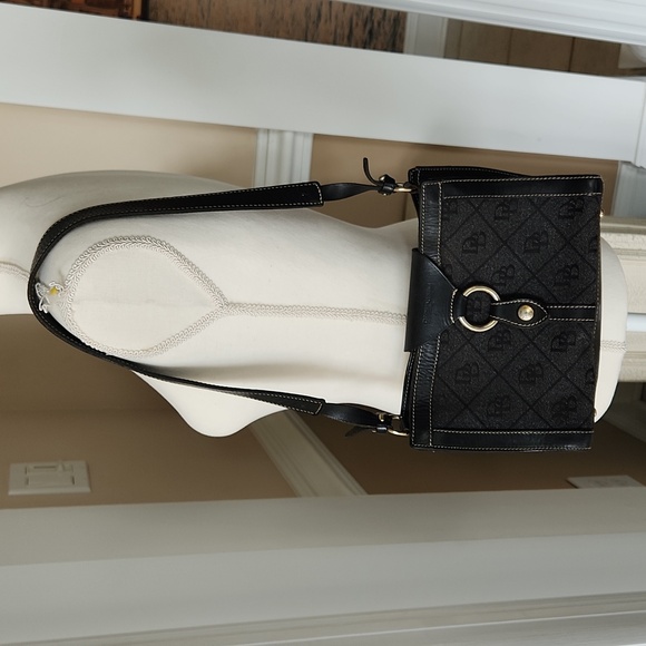 Dooney and Bourke ❤️ ring flap dark Grey canvas black leather shoulder bag - Picture 17 of 17